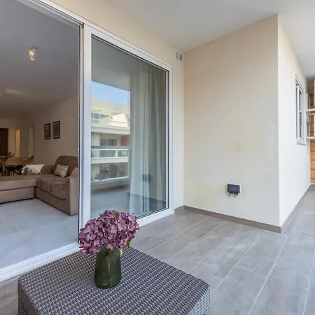 Seaside Retreat In דירה