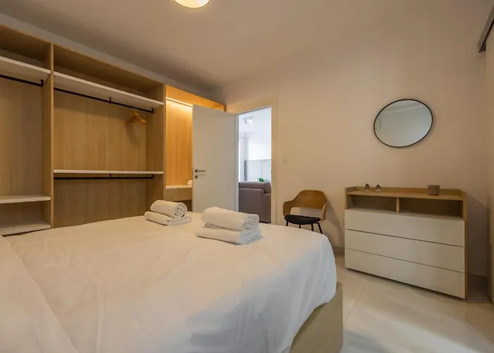 Seaside Retreat In Apartment St. Paul's Bay